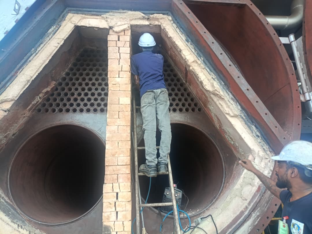 Castable refractory pouring for industrial furnace in Malaysia