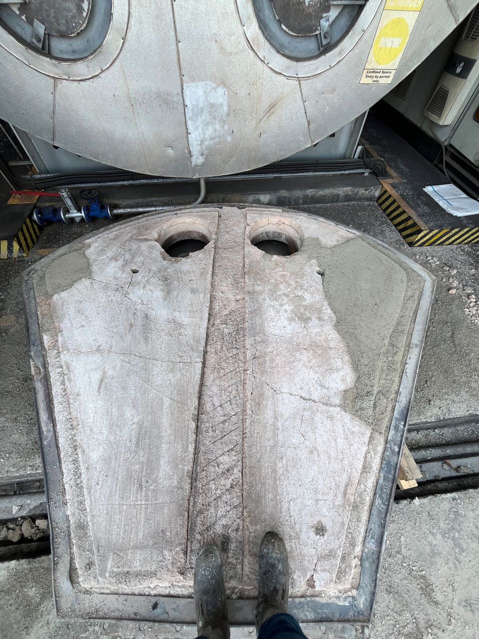 Ceramic fiber module installation for refractory lining in Malaysia